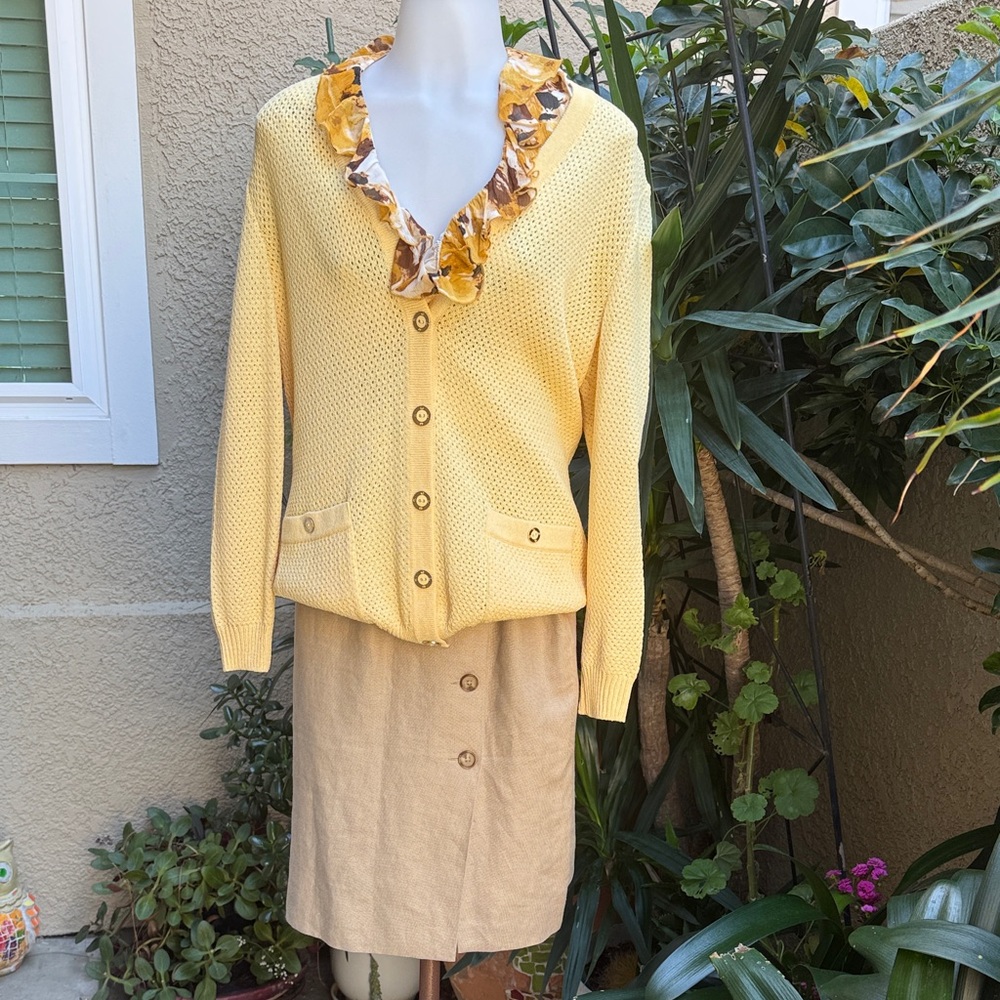 Vintage send color St. John knitted cardigan